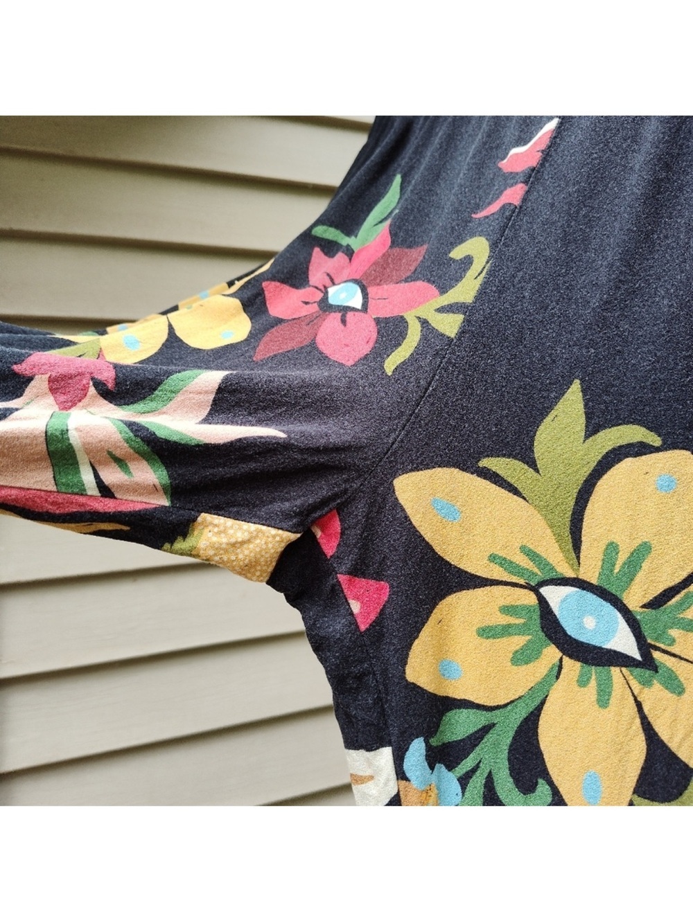 Farm Rio Flower Pants. - Picture 8 of 13